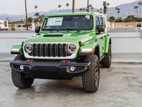 New 2026 Jeep Wrangler Unlimited Rubicon w/ Whitecap Package AWD/4WD image 4