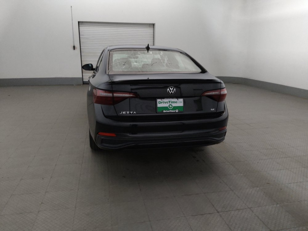 Used 2023 Volkswagen Jetta SE FWD image 6