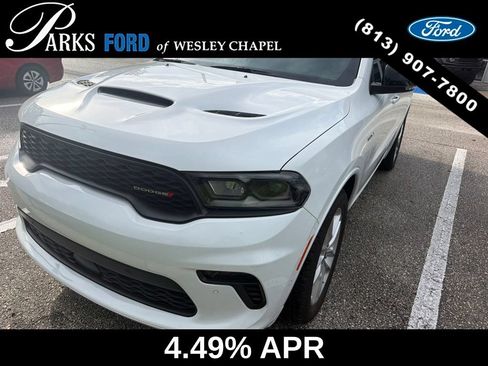 Used 2023 Dodge Durango R/T RWD image 3