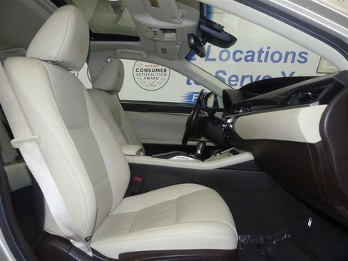 Used 2018 Lexus ES 350 w/ Premium Package image 8