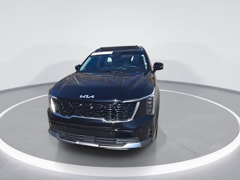 Used 2025 Kia Sorento S w/ Panoramic Sunroof Package image 3