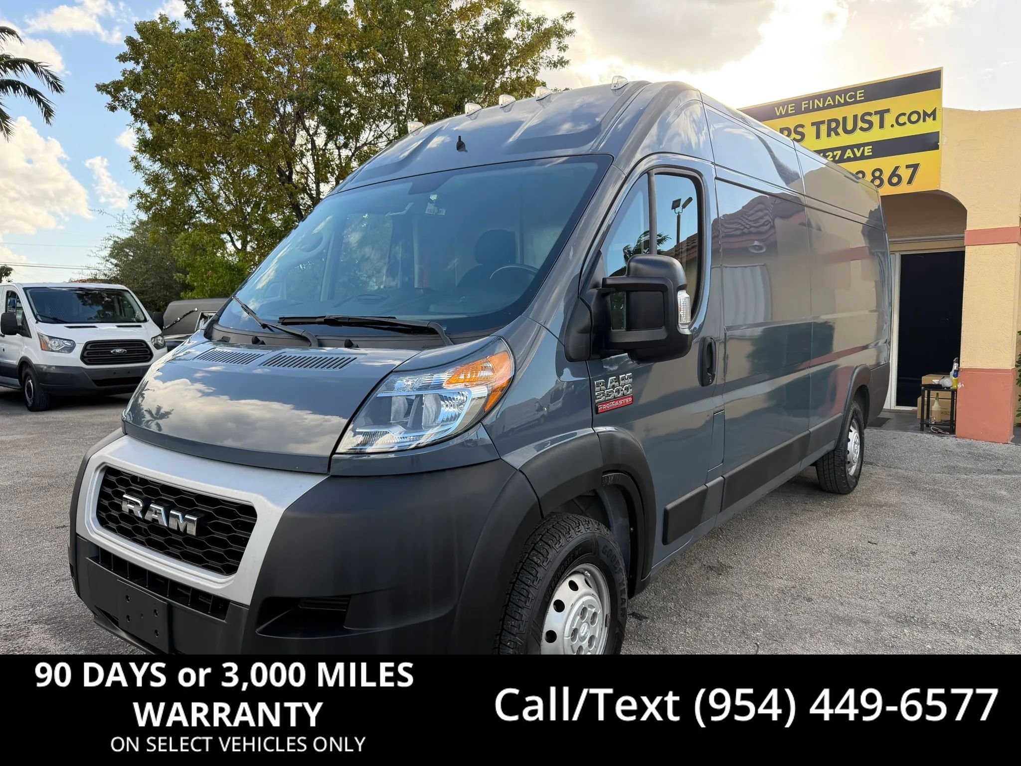 Used 2021 RAM ProMaster 3500 FWD image 1