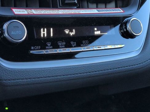 Certified 2026 Toyota Corolla Cross SE image 22