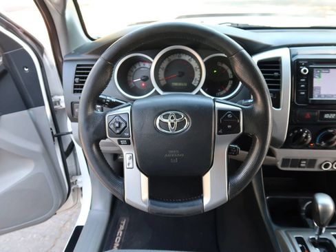 Used 2014 Toyota Tacoma PreRunner w/ TRD Off-Road Package RWD image 27