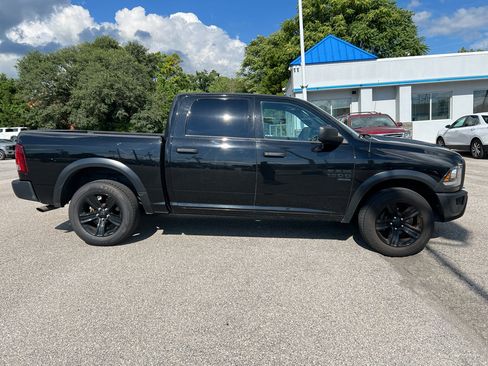 Used 2024 RAM 1500 Warlock AWD/4WD image 4
