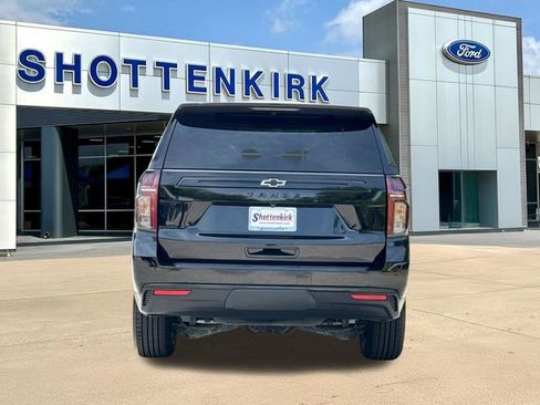Used 2023 Chevrolet Tahoe Z71 w/ Luxury Package image 8