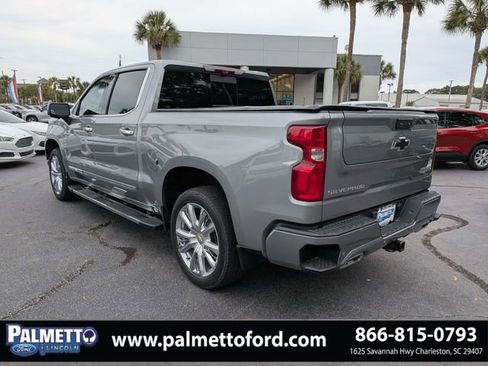 Used 2023 Chevrolet Silverado 1500 High Country w/ Technology Package AWD/4WD image 6
