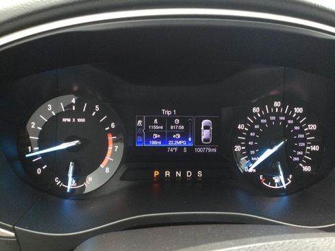 Used 2014 Ford Fusion SE image 24