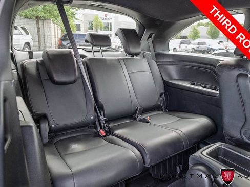Used 2024 Honda Odyssey Sport image 11
