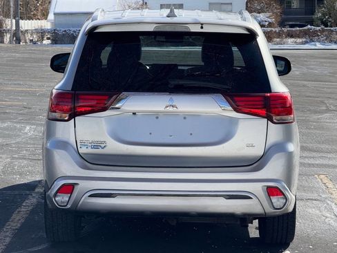 Used 2022 Mitsubishi Outlander SEL image 6