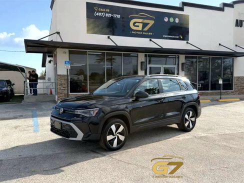 Used 2025 Volkswagen Taos S AWD/4WD image 1