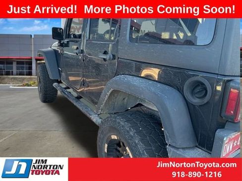 Used 2013 Jeep Wrangler Unlimited Sport image 6