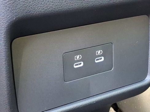 Used 2024 Nissan Rogue Platinum image 11