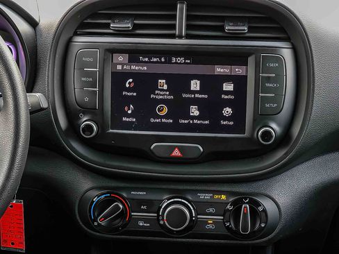 Certified 2023 Kia Soul LX w/ LX Technology Package image 12