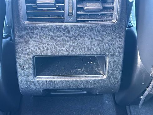 Used 2023 Mitsubishi Outlander SE image 25