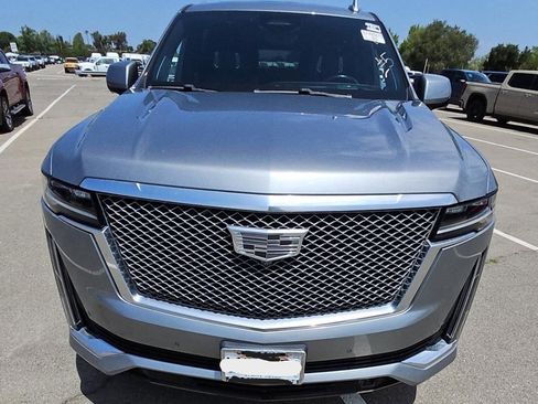 Certified 2023 Cadillac Escalade ESV Premium Luxury Platinum w/ LPO, Radiant Package AWD/4WD image 2