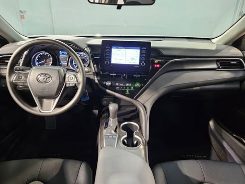 Used 2024 Toyota Camry LE FWD image 10