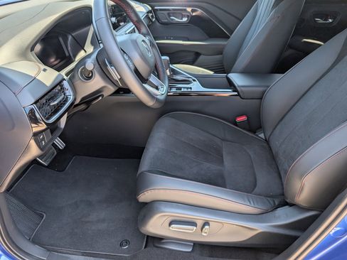 Certified 2025 Acura ADX A-Spec AWD/4WD image 8