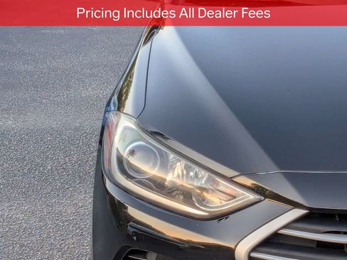 Used 2018 Hyundai Elantra SEL FWD image 10