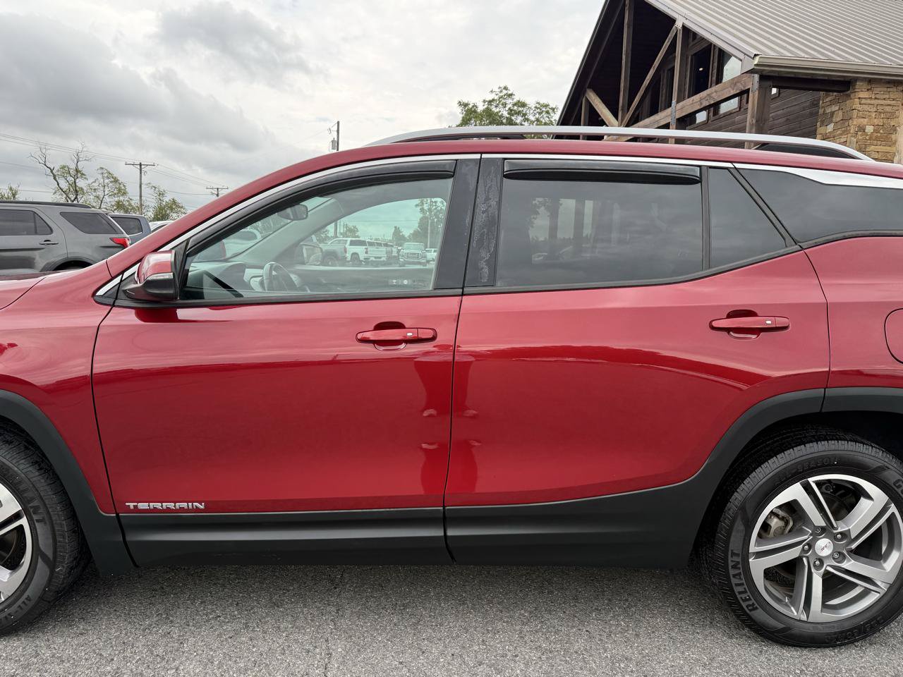Used 2020 GMC Terrain SLT w/ Preferred Package FWD image 40