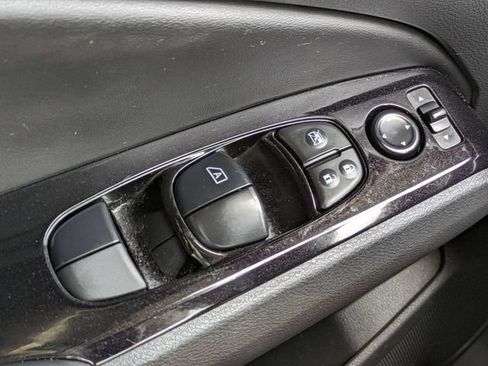 Used 2024 Nissan Altima 2.5 SL AWD/4WD image 27