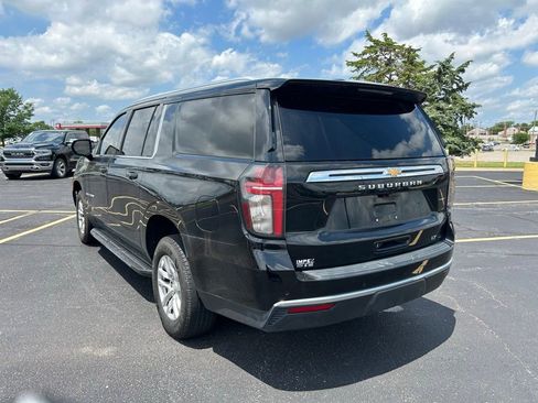 Used 2021 Chevrolet Suburban LT AWD/4WD image 5