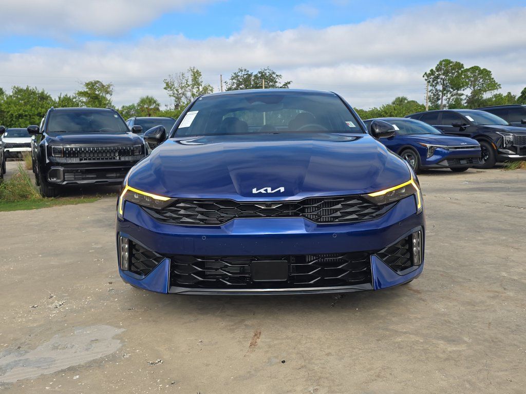 New 2027 Kia K5 GT FWD image 3