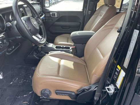 Used 2023 Jeep Wrangler Unlimited Rubicon 4xe w/ Steel Bumper Group image 29