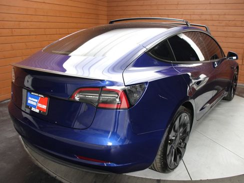 Used 2022 Tesla Model 3 Performance image 20