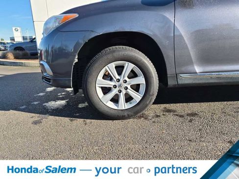 Used 2012 Toyota Highlander 4WD image 8