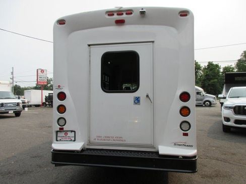 Used 2018 Ford Transit 350 138 DRW w/ Shuttle Bus Prep Package RWD image 43