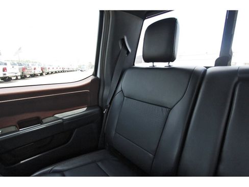 Used 2023 Ford F150 Lariat AWD/4WD image 14