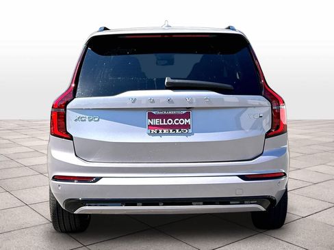 New 2026 Volvo XC90 T8 Ultra w/ Protection Package AWD/4WD image 6