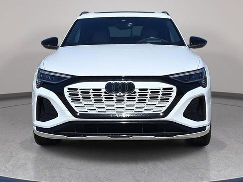 Certified 2024 Audi Q8 e-tron Prestige w/ Prestige Package AWD/4WD image 2