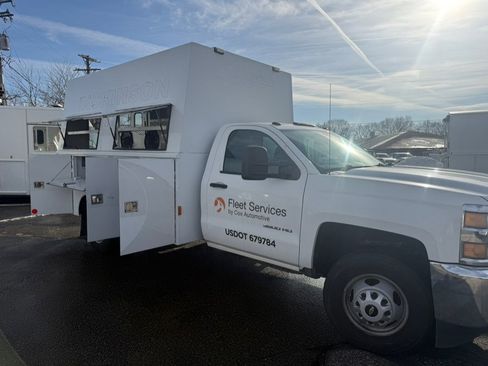 Used 2015 Chevrolet Silverado 3500 W/T image 23