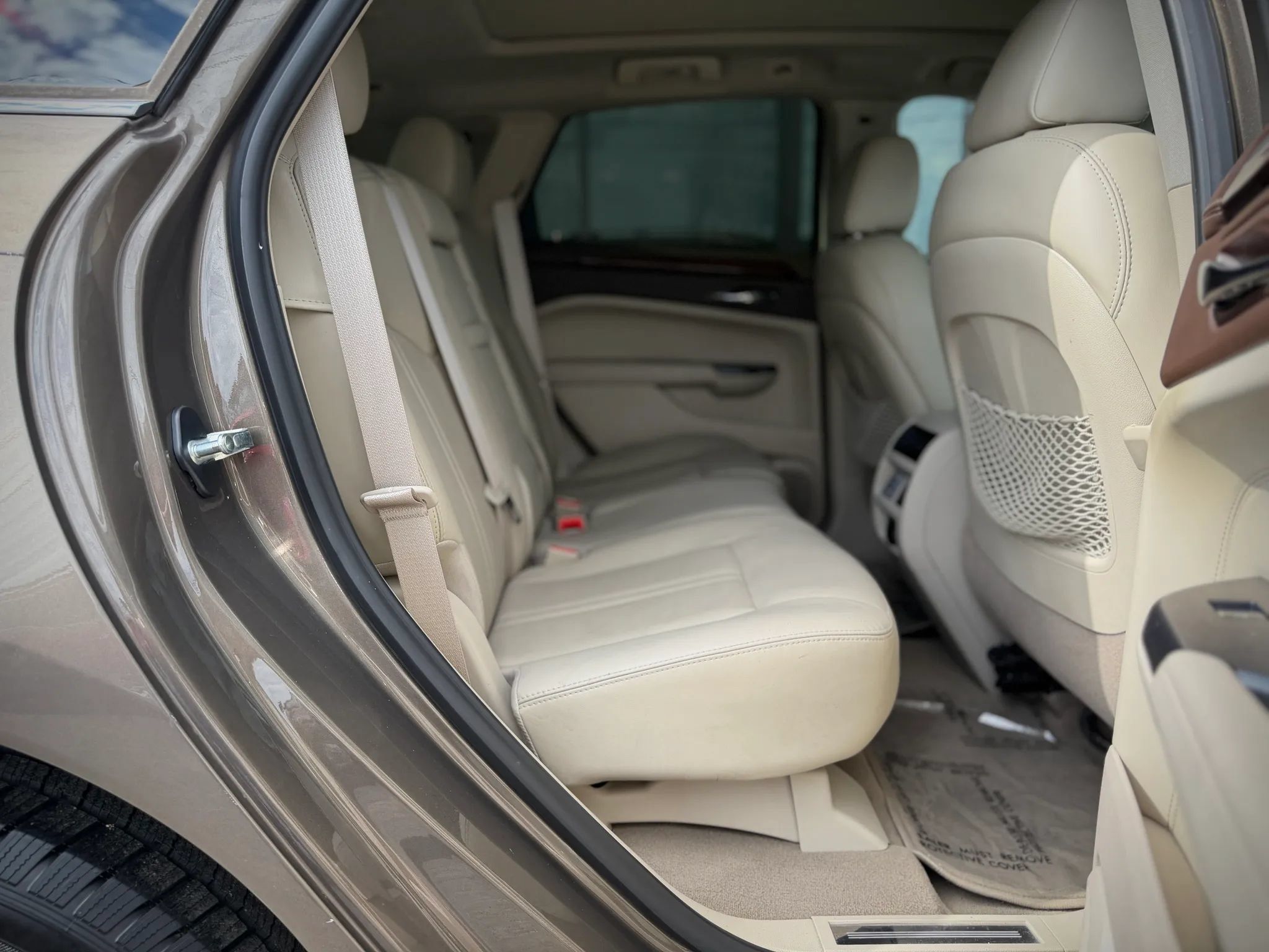 Used 2014 Cadillac SRX Luxury FWD image 11