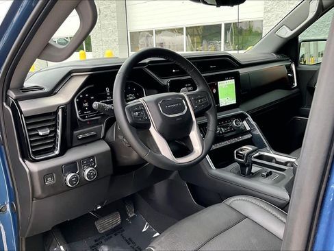 Used 2024 GMC Sierra 1500 Denali w/ Denali Reserve Package RWD image 16