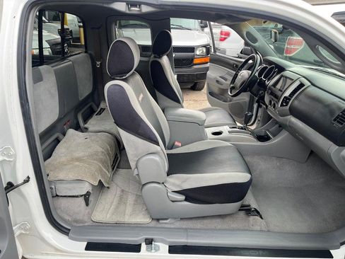 Used 2006 Toyota Tacoma 2WD Access Cab image 9