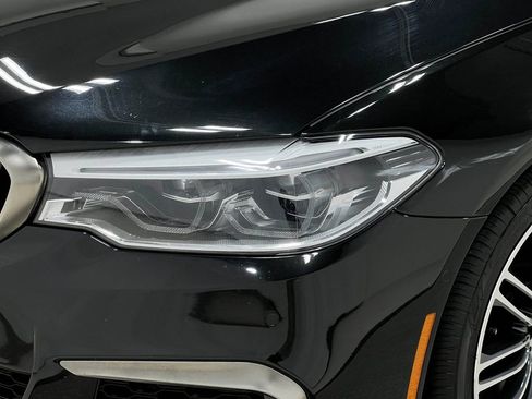Used 2018 BMW M550i xDrive AWD/4WD image 36