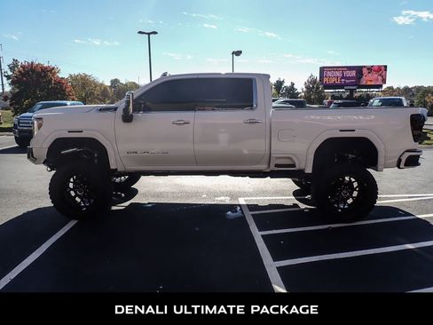 Used 2022 GMC Sierra 3500 Denali w/ Denali Ultimate Package image 5