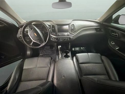 Used 2018 Chevrolet Impala LT FWD image 9