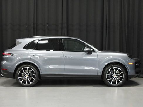 New 2026 Porsche Cayenne AWD/4WD image 6