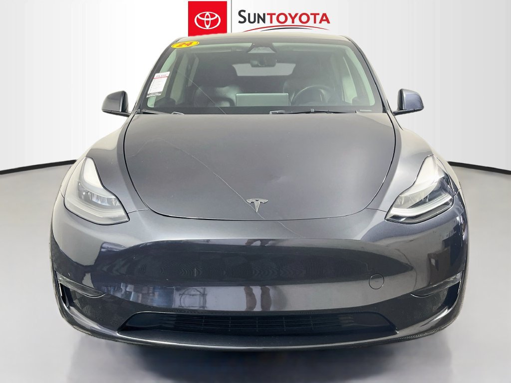 Used 2024 Tesla Model Y Long Range AWD/4WD image 8