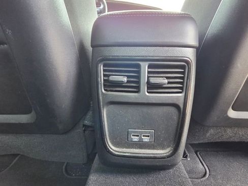 Used 2022 Dodge Charger R/T w/ Driver Convenience Group RWD image 27