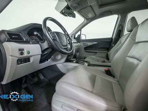 Used 2017 Honda Pilot EX-L image 10
