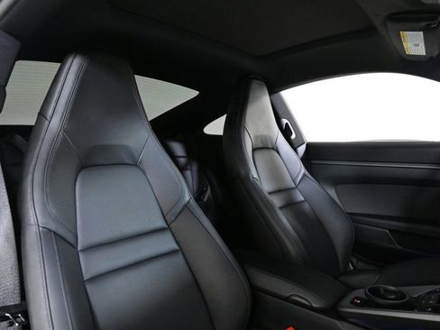 Certified 2025 Porsche 911 Carrera w/ Premium Package image 18