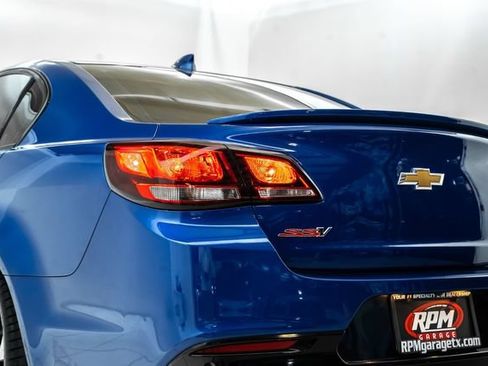 Used 2017 Chevrolet SS RWD image 9