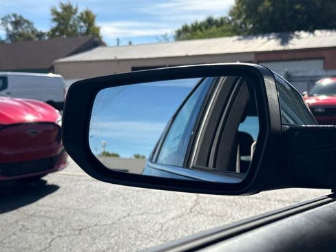 Used 2025 Chevrolet Malibu LT image 38