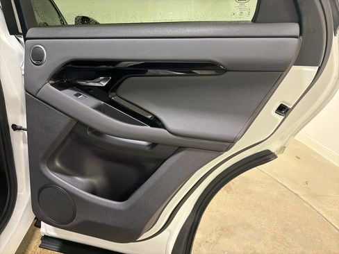 Used 2024 Land Rover Range Rover Evoque S image 26