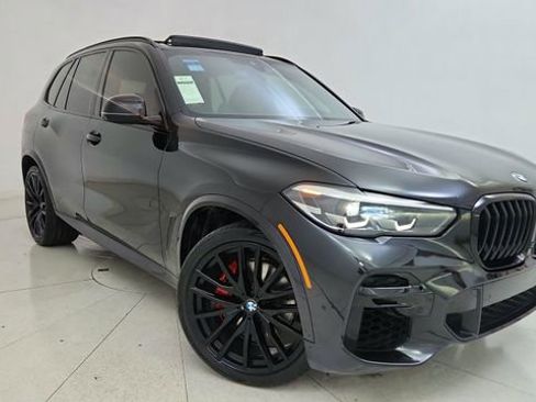 Used 2023 BMW X5 xDrive40i w/ M Sport Package image 1